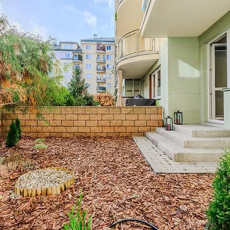 アパート P&o Metro Kabaty *